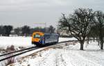 typ-vt-ne-81 Am 7. Januar 2010 verl�sst der VT 420 der WEG Strohg�ubahn als WEG 1041 von Hemmingen nach Korntal den Haltepunkt M�nchingen R�hrberg in Richtung Korntal Gymnasium.
