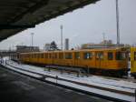Ein abgestellter U-Bahnzug auf dem Gel�nde am U-Bahnhof Olympiastadion.  ...