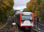 Ein Zug der Linie ...  ukamp 10.04.2011