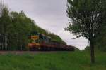 CME3 - 5893 mit einem Gterzug bei Semakifschi (03.05.2008)