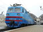 VL80-1322 mit Zug nach Zaporizja fotografiert in Lviv am 02-06-2009.