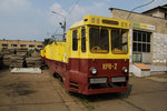 Beim östl Werkstatt Depot in Kiew steht dieser spassige Einsatzwagen.