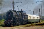 Slowakischer Kriegslok (mit Russischer Kesseltur) treft mit deren Sonderzug ein in Rakosrendeszö am 8 September 2018.