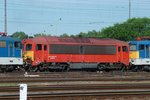 H-START 418-175 im Bahnhof Nyiregyhaza, 29. ‎Mai ‎2016