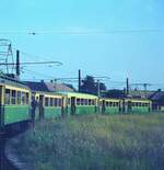 Budapest_HEV Tw+Bw-Zug in der Endschleife 22-07-1975