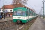 Triebzug 1135 der HEV Linie Batthyany - Szentendre verlt am 17.01.2007 die Station Arpad Hid, Budapest hat fnf HEV-Linien die an vier verschiedenen Bahnhfen anfangen, Verbindungen untereinander