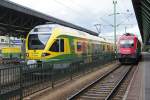 415 504 und 470 005 stehen am 19.11.2014 nebenenander in Sopron.