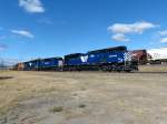 Montana Rail Link 4310 als letzte von insgesamt sieben Loks am Ende eines Kohlezuges am 09.09.2013 in Livingston, Montana.