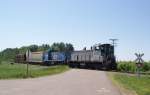 Progressive Rail betreibt eine Shortline von Eau Claire nach Rice Lake im nrdlichen Wisconin. 2 MP15 vor Kurzzug in Chetek/WS am 9.6.2012. Die fhrende Lok ist von CEFX geleast.