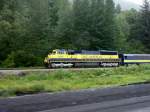 Am leider sehr verregneten 22.08.2013 bringt Alaska Railroad 4326 eine regulren Personenzug von Seward nach Anchorage.
