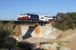 TRE 124 (EMD F59PH) mit Zug 2937 am 06.10.2015 in Dallas, Texas.