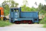 Eine V22 vom Materiallager L�cknitz mit der FNr.262300 steht vor ...