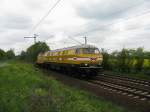 H.F.Wiebe 320 001-1 zieht am 10.05. 10 H.F.Wiebe Lok Nr.08 durch ...