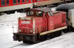 346 955 rangiert am 30.01.10 im Reisezugwagenwerk Warschauer Stra�e.  ...