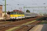 GySEV V43 332 (1043 332-4) mit dem D 996 von ...
