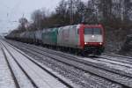 Nicht ganz so zugeschneit fuhr die 185-CL 005 der Veolia ...