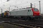 TWE V156 zieht E37531 durch Oberhausen-West 6.2.2010  ...