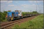 Verkehrsbetriebe Peine-Salzgitter GmbH VPS 1505 '175 Jahre Deutsche Eisenbahnen' und einem Zug mit langen Doppel-T-Tr�gern Richtung Hannover (gesehen Lehrte-Ahlten b. Hannover 24.06.2010)