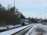 VBG 81923 von Hof nach Regensburg bei der Einfahrt in ...