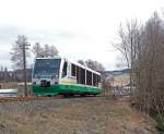 654 043 (VT43) als VBG83116 zwischen Klingenthal und Zwota, 1.4.010. ...