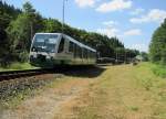 Vogtlandbahn 21.7.2010 15:00 VT 38 der Vogtlandbahn aus Kraslice/Zwickau Zentrum nach Sokolov kurz nach dem Bahnhof Rotava (Tschechien).

