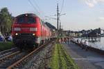 225 028-0 und eine ...  J�rgen Vos 17.08.2011
