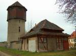 Ehemaliger Wasserturm und Abortgeb�ude im Bf Bad Bibra; 15.11.2009  ...