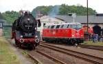 W�hrend die V 180 ...  Martin Schneider 21.05.2011