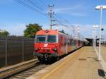 Regionalzug nach Bratislava in ...  K�roly Rotter 12.08.2011