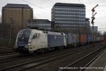 wiener-lokalbahnen-ag ES 64 U2 - 019 (WLB) f�hrt am 12. Dezember 2009 um 11:50 Uhr mit einem GZ durch D�sseldorf Rath