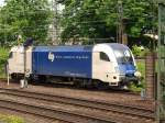 Ein Taurus der Wiener Lokalbahn ES 64 U2-021 steht am ...
