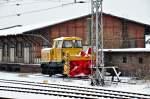 die Schneefräse abgestellt am Güterboden im Bf Stralsund, 07.01.2010 ... die Schneefräse abgestellt am Güterboden im Bf Stralsund, 07.01.2010 ...