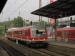 Wuppertal Oberbarmen, 9.05.2010. 928 495 als ein Zug der Linie ...