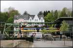 . An der Schwebebahn ...  Gisela, Matthias und Jonas Frey 23.04.2011