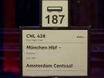 Zuglaufschild und Wagennummer: CNL428 POLLUX ; 110827  ...