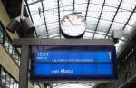 Dieser Zugzielanzeiger im K�lner ...  Marco van Galen 08.10.2010