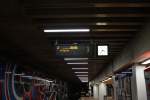Gest�rter Zugzielanzeiger in U-Bahnstation ...  Thomas Flebbe 08.10.2011