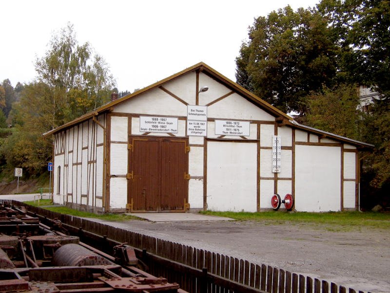 Der 3-st�ndige Lokschuppen in Geyer, 03.10.07 