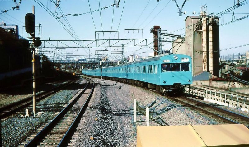Serie 103 (ehem. Staatsbahn und JR): Die gegen�ber Serie 101