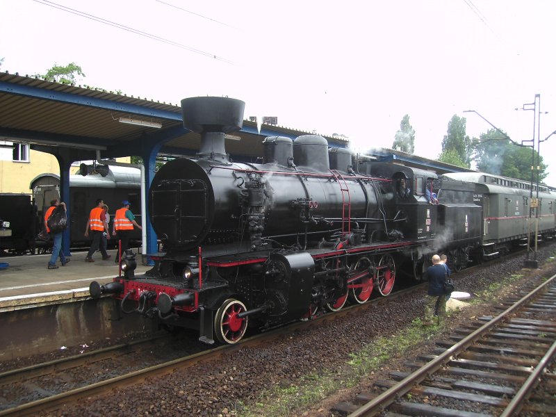 The TR12 hard at the train station in Tarnowskie Gory.