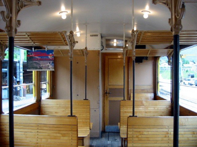 Inside the ABe4 / 4 30 on 07/08/2006. (automatically translated,