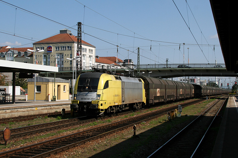 182 512 TX logistics with car train on 10.09.2009 in