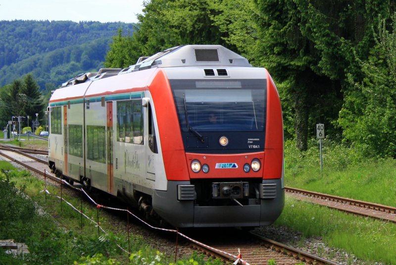 VT 104.2, VIA 84690 von Erbach nach Frankfurt kurz vor