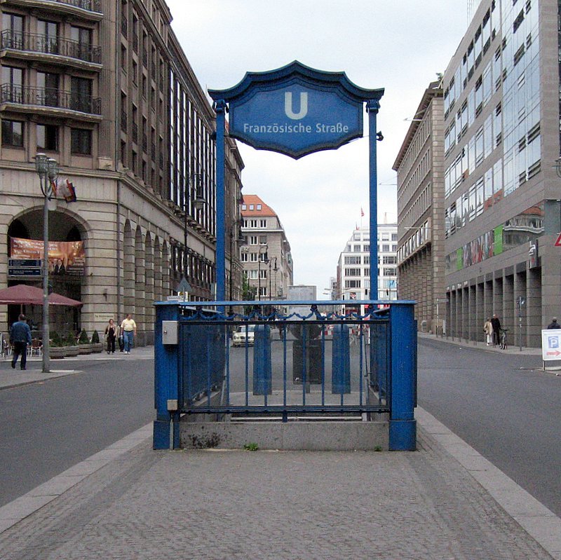 UBahnhof Französische Strasse 1923 gebaut von Jennen
