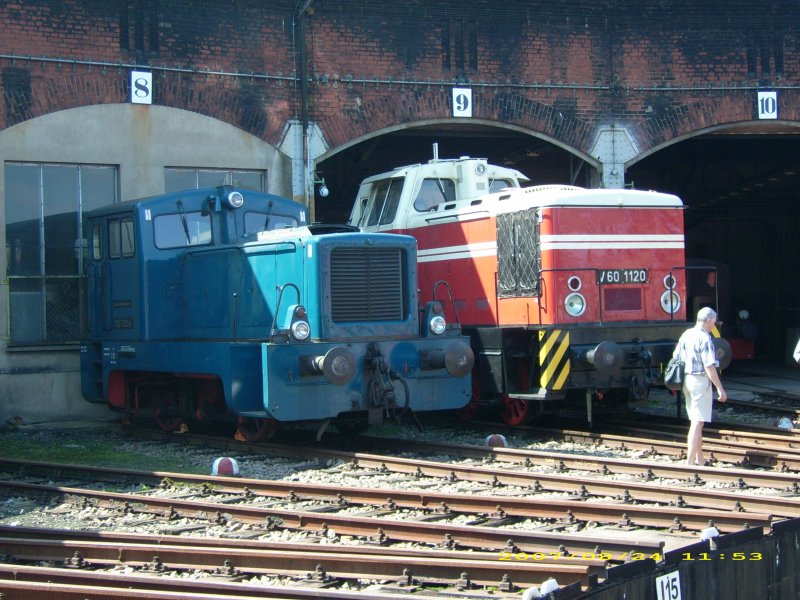 V 60 1120 und V 15 2065 stehen am 24.08.07