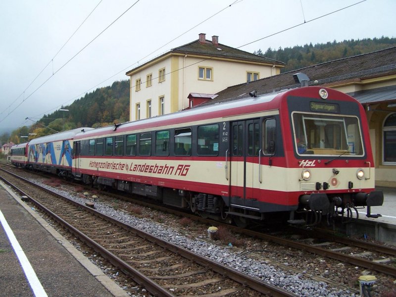 VT Nr 42 mit dem Naturpark Express in Immendingen am 10/10/09.