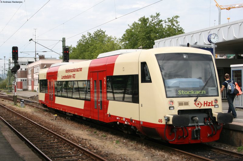 VT46 der HzL als HzL85933  nach Stockach in Radolfzell 11.8.08