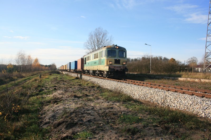 ST 43-208 am 09.11.2008 im Bahnhof Wezyska 