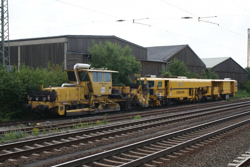 The track construction was German Union GmbH with its Schotterprofiliermaschine