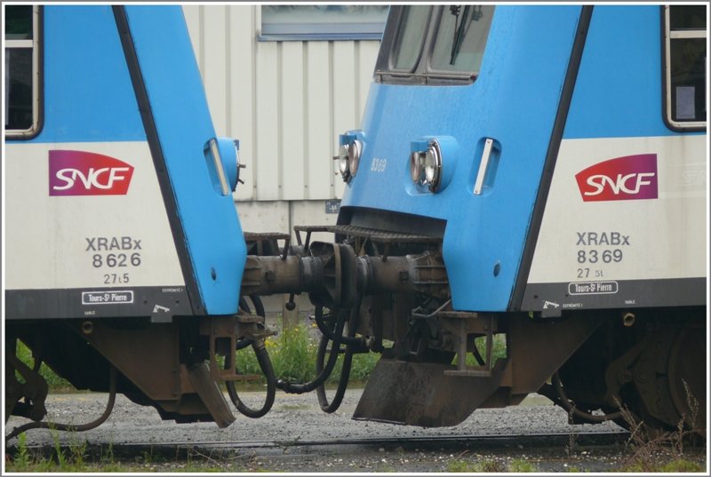 XRABx 8626 and 8369 nose to nose in Buchs SG.